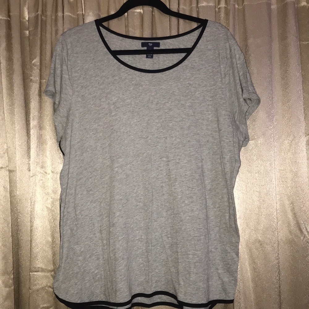 Gently used Gap Top